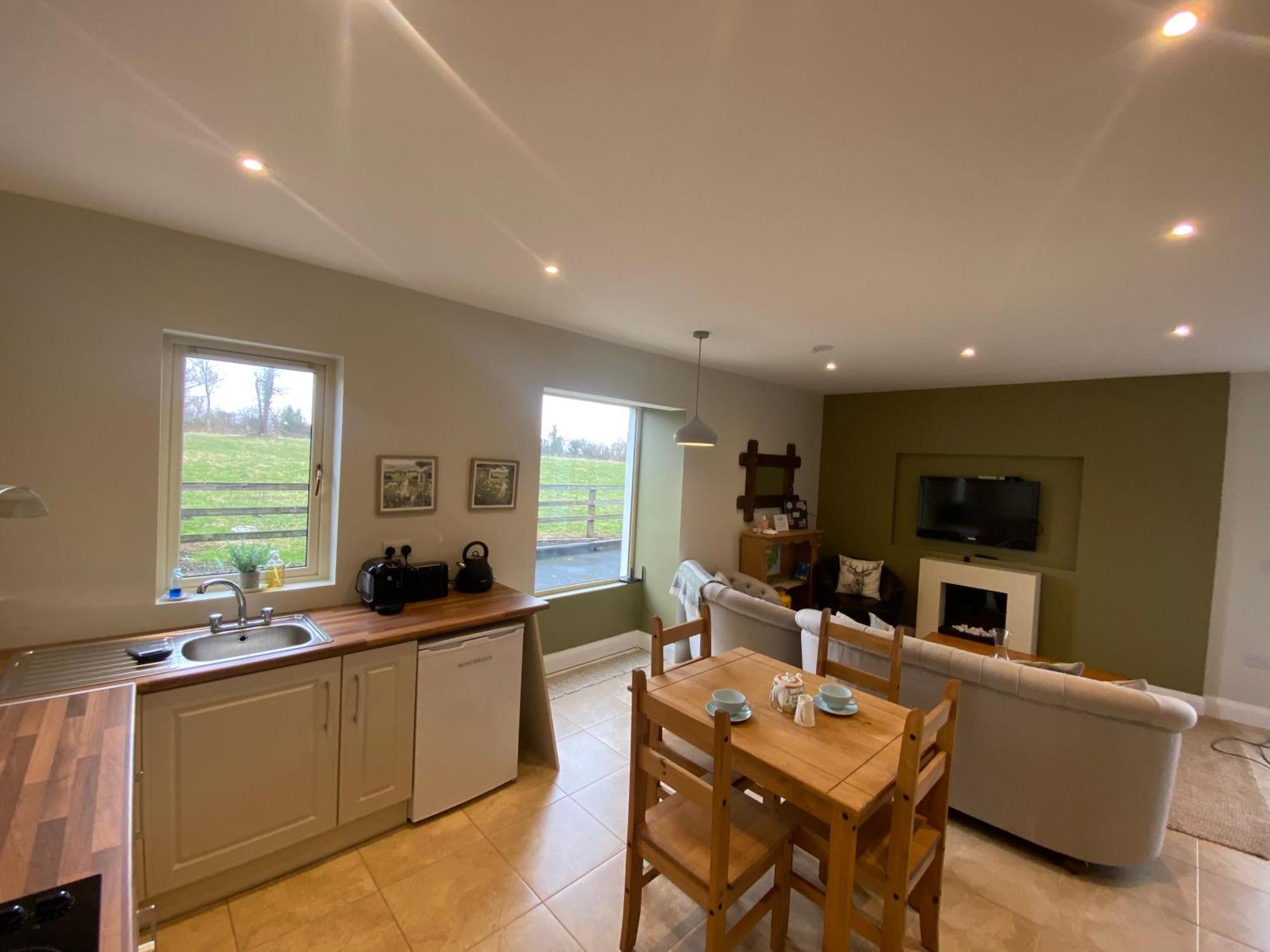 Appartamento Luxury Country Escape Ennis Esterno foto